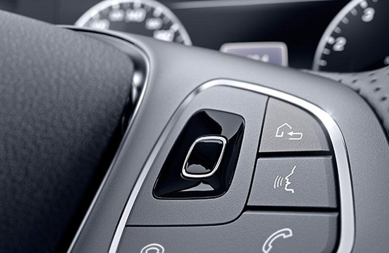 2017 Mercedes-Benz E-Class E300 4MATIC Steering Wheel controls