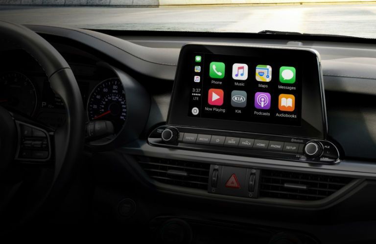 2020 Kia Forte dash and wheel