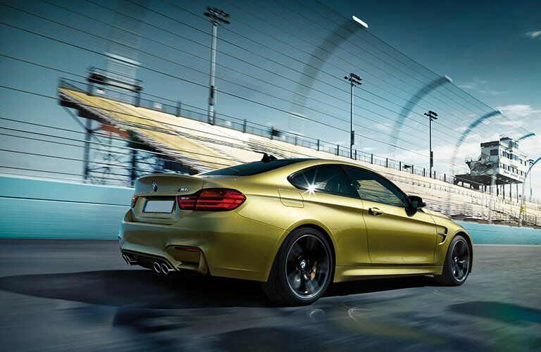 2017 BMW M4 rear view