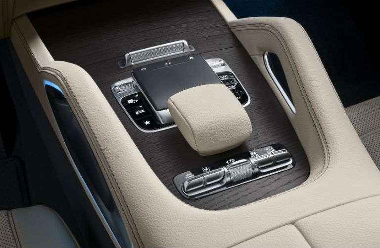 comand controller in 2019 mercedes-benz gls