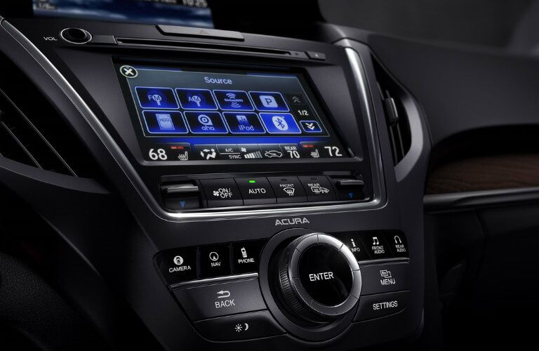 should i get the 2017 acura mdx or the 2017 infiniti qx60?