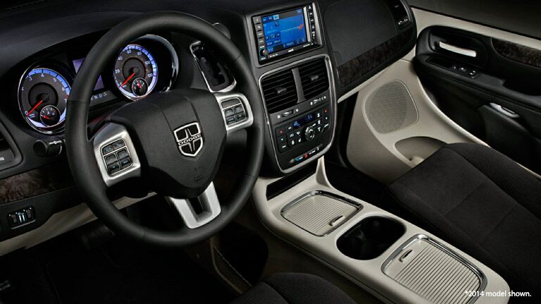 2015 dodge grand caravan performance safety family van minivan capability