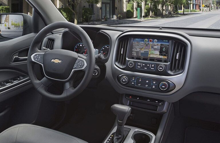 2017 Chevy Colorado technology features