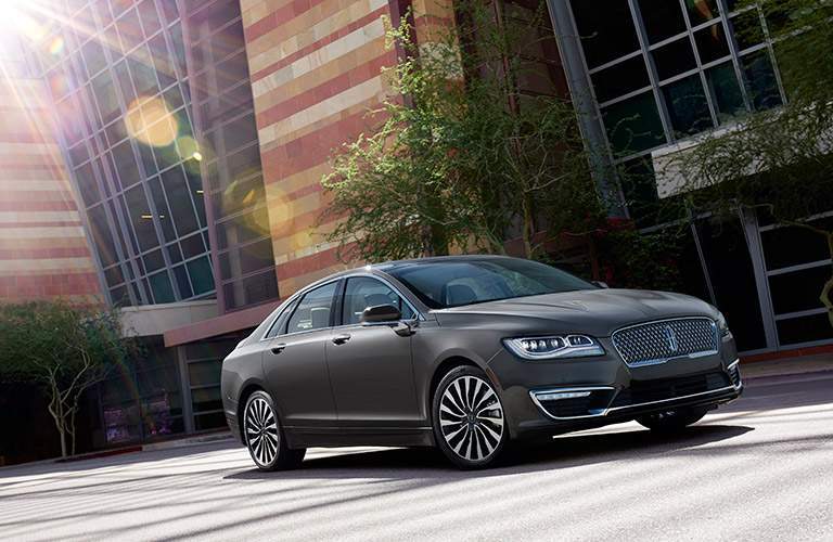 2017 Lincoln MKZ Hybrid style