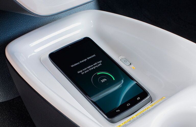 2017 Toyota Prius Wireless Charging Station
