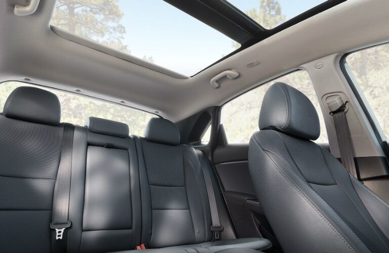 sunroof and seats of the 2017 Hyundai Elantra GT