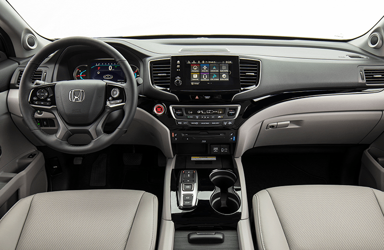 2019 Honda Pilot dashboard and steering wheel