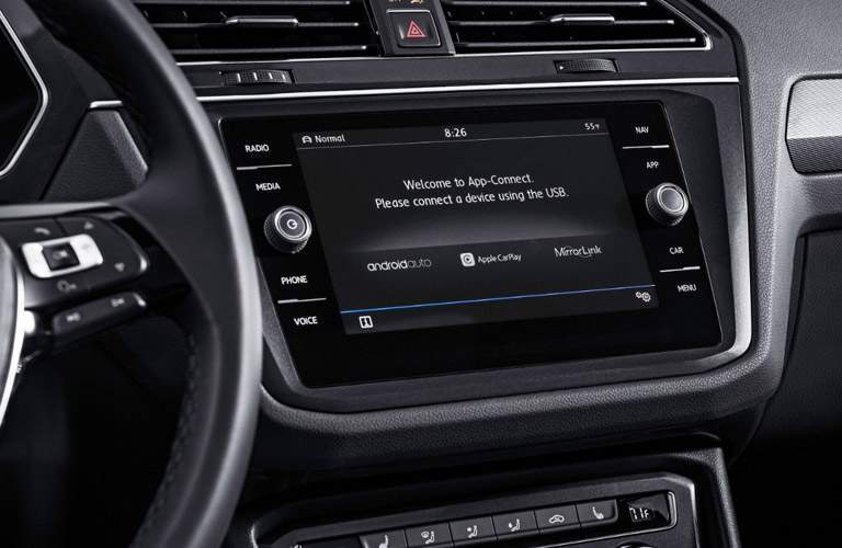 2018 Volkswagen Tiguan technology features
