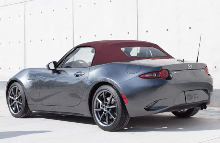 2018 Mazda MX-5 Miata exterior side and back