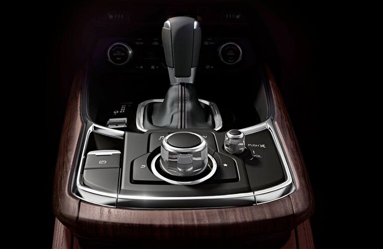A photo of the gear-shifter in the 2019 Mazda CX-9.