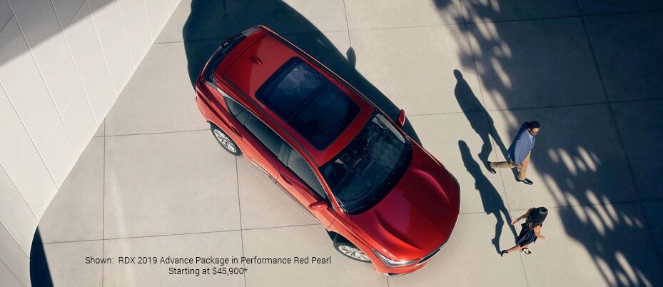 Shown:RDX 2019 Advance Package in Performance Pearl