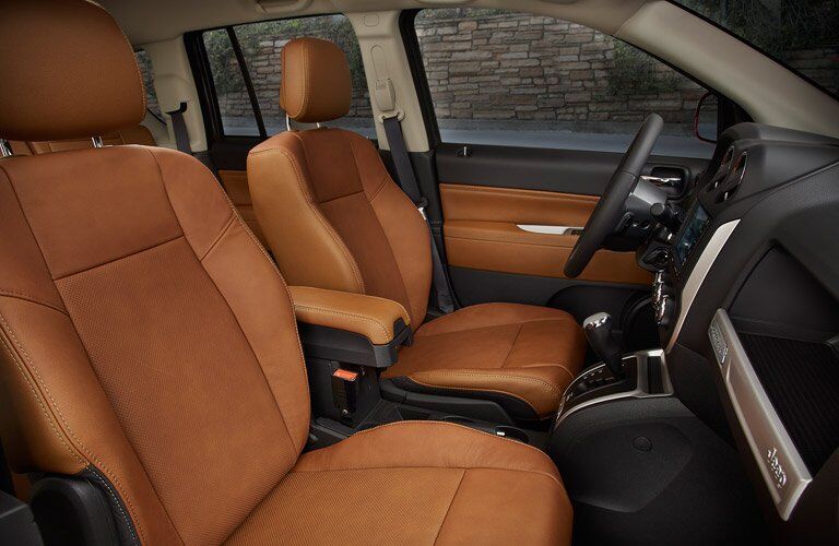 2017 Jeep Compass interior features