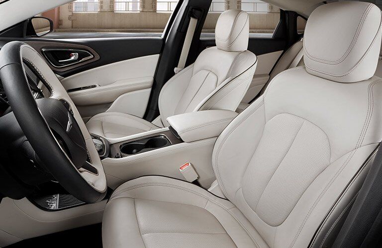 2017 Chrysler 200 safety features