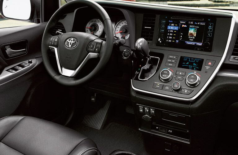 2017 Toyota Sienna Technology