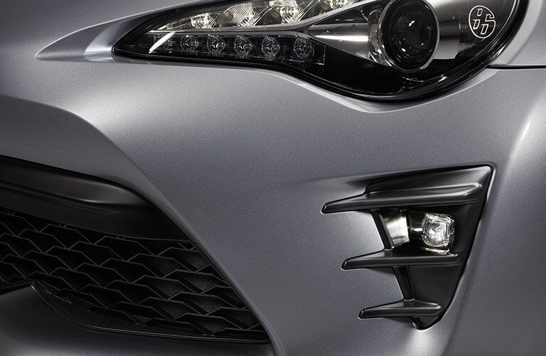 2017 Toyota 86 headlights