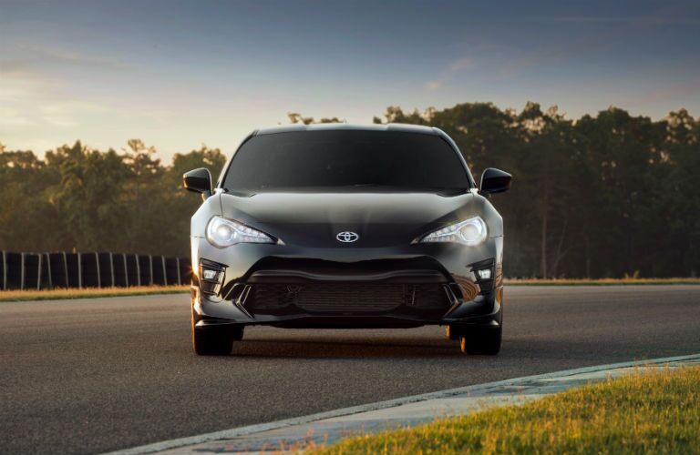 A head-on photo of the 2019 Toyota 86 Special Edition.