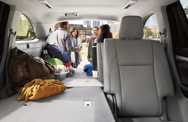 A look at one of the cargo configurations in the 2018 Toyota Highlander.