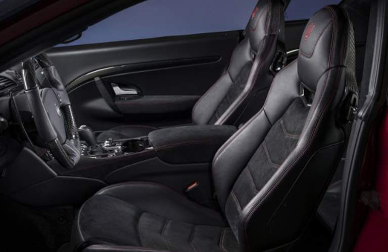2018 Maserati GranTurismo interior front seats