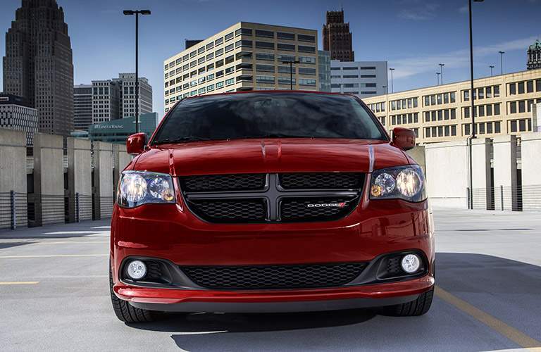 2017 Dodge Grand Caravan red grille