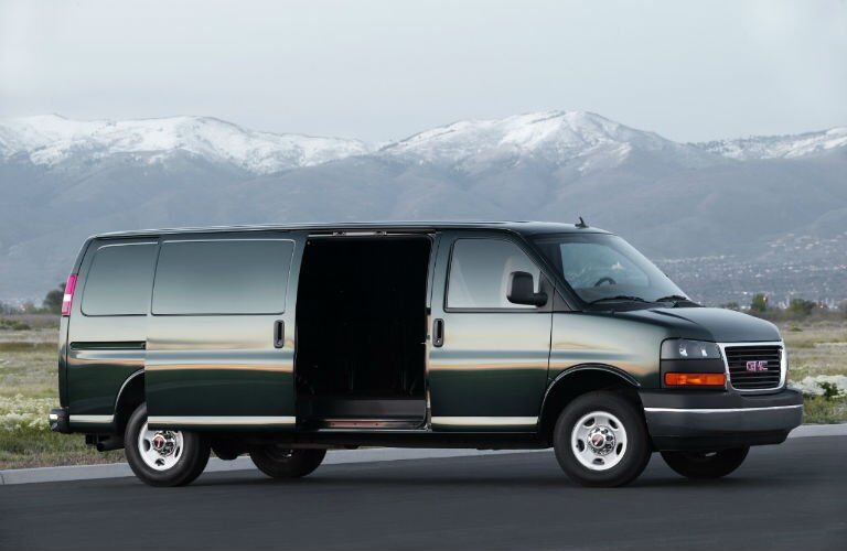 2017 GMC Savana Cargo Van Exterior Front Profile