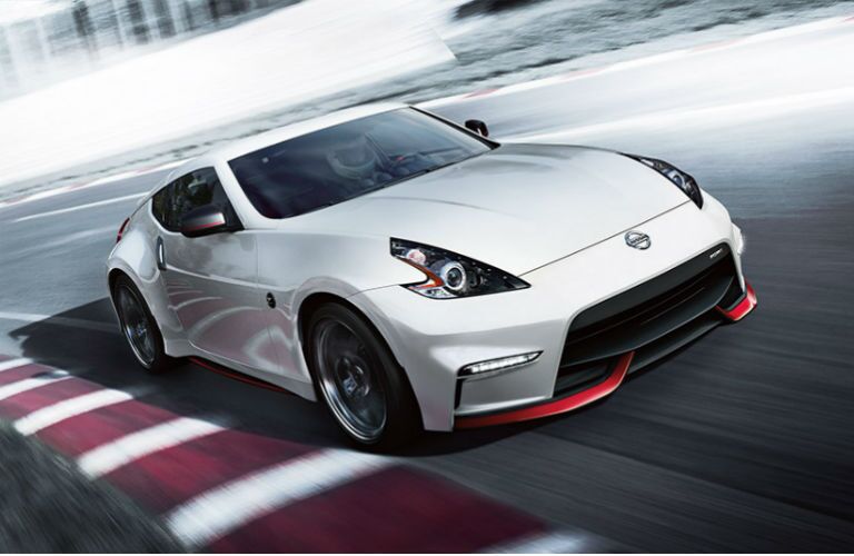 Nissan 370Z sports car performance Chicago IL Arlington Nissan