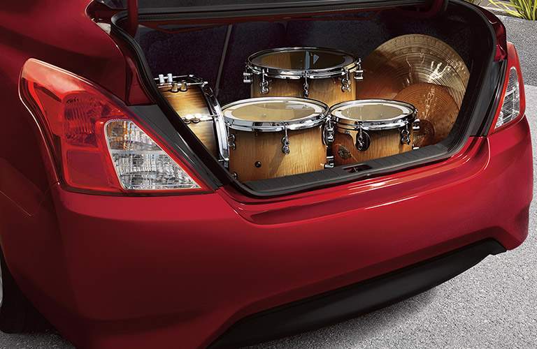 trunk of 2017 nissan versa
