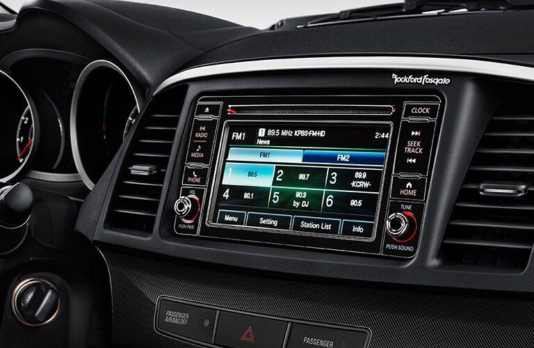 2017 Mitsubishi Lancer infotainment system