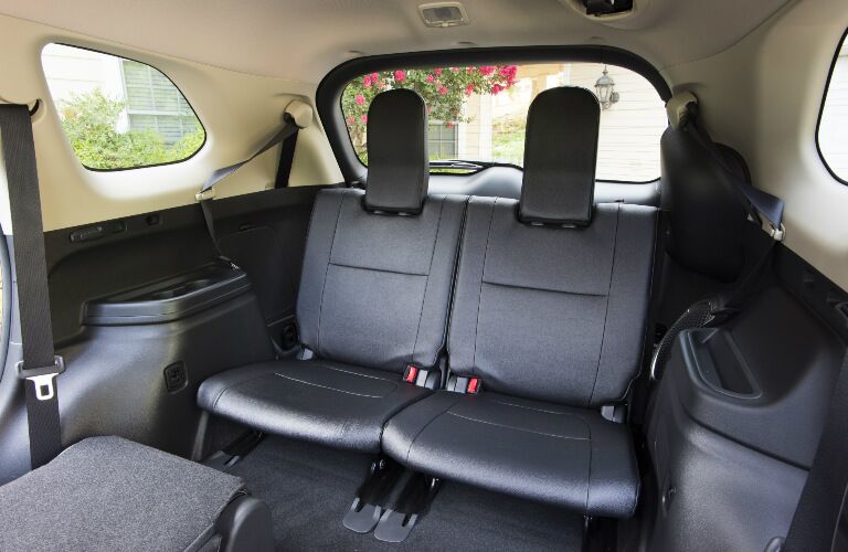 2017 Mitsubishi Outlander interior seating and cargo space