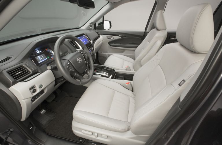 Interior of the 2016 Honda Pilot