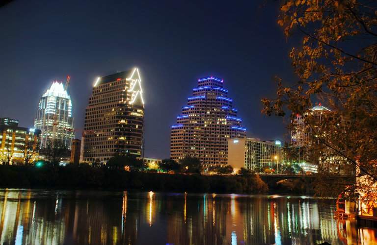 image of the Austin TX skyline at night