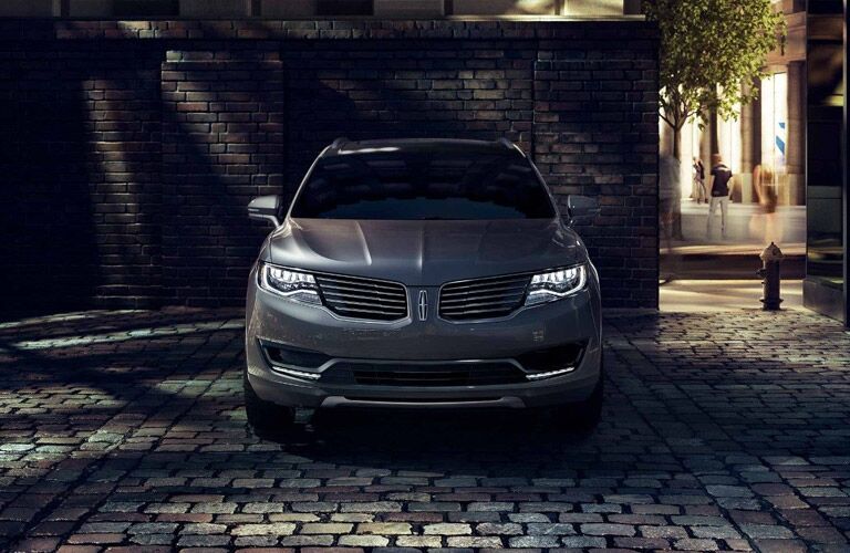 front view of the 2018 Lincoln MKX