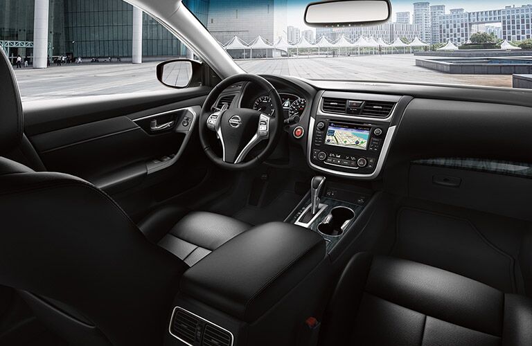 2017 nissan altima interior design features