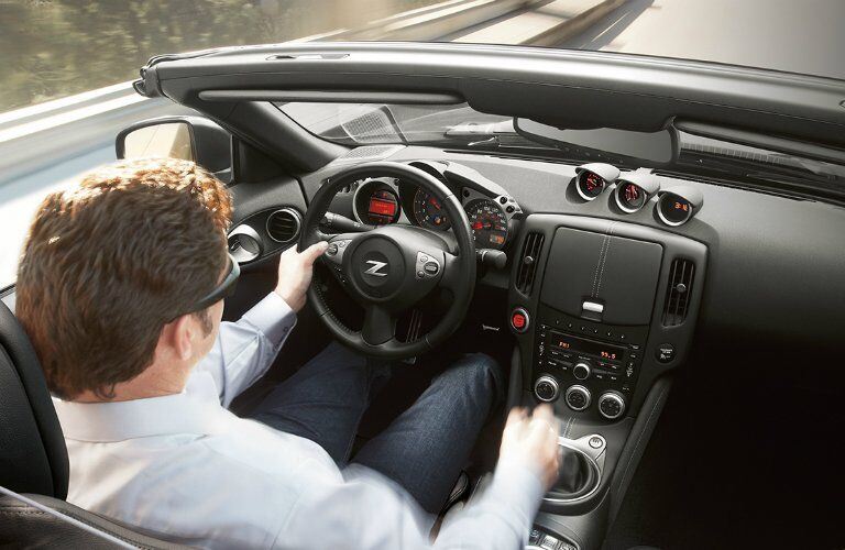 nissan 370z roadster dashboard layout