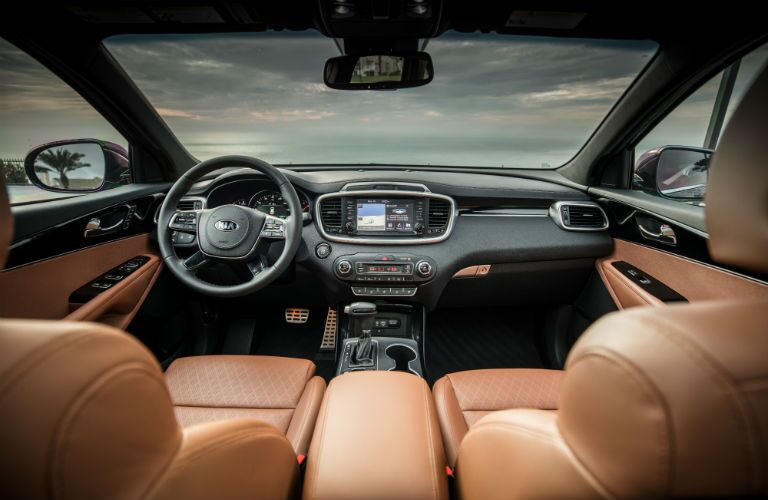 An interior photo of the front portion of the 2019 Sorento.