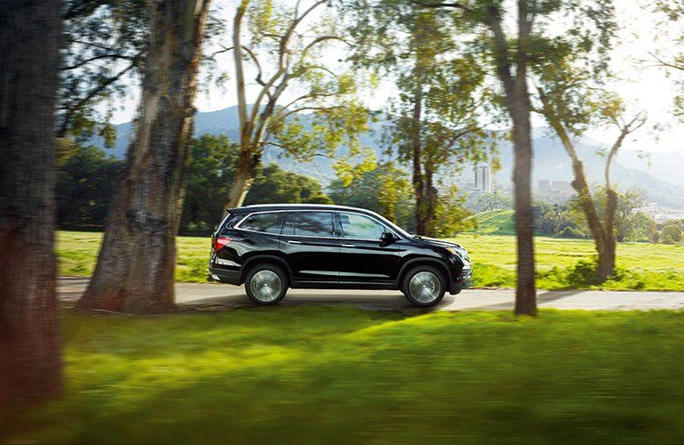 2017 Honda Pilot exterior side view