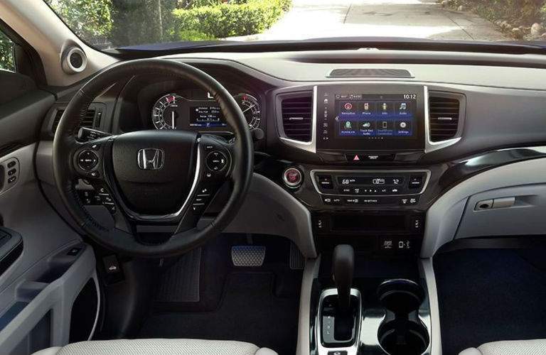 2018 Honda Ridgeline driver's side
