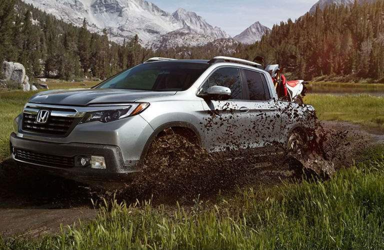 2018 Honda Ridgeline going through mud