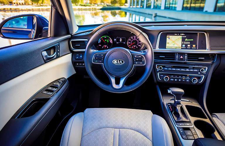 2017 Kia Optima Hybrid interior front steering wheel