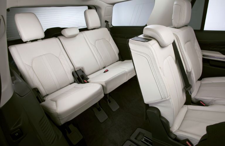 Adults can comfortably sit in rear seats