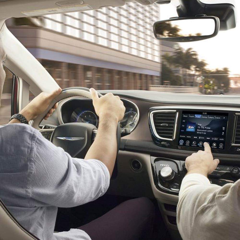 SIRIUSXM SATELLITE RADIO® AND HARMAN KARDON® AUDIO