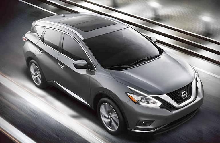 gray nissan murano driving