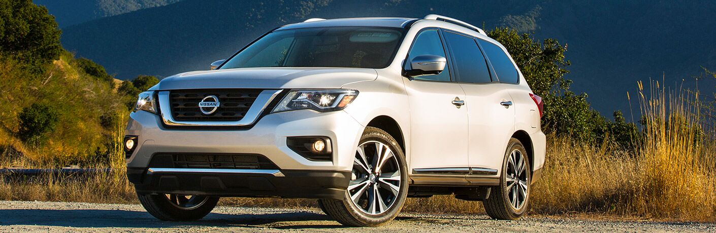 white 2018 Nissan Pathfinder