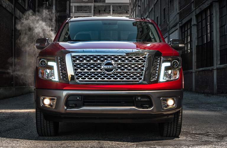 2018 Nissan Titan front view.