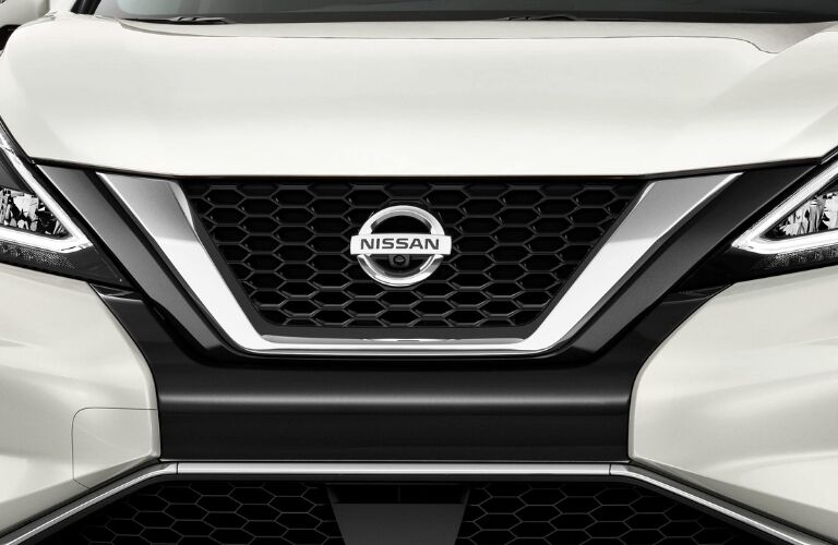 Exterior view of the front grille on a white 2019 Nissan Murano