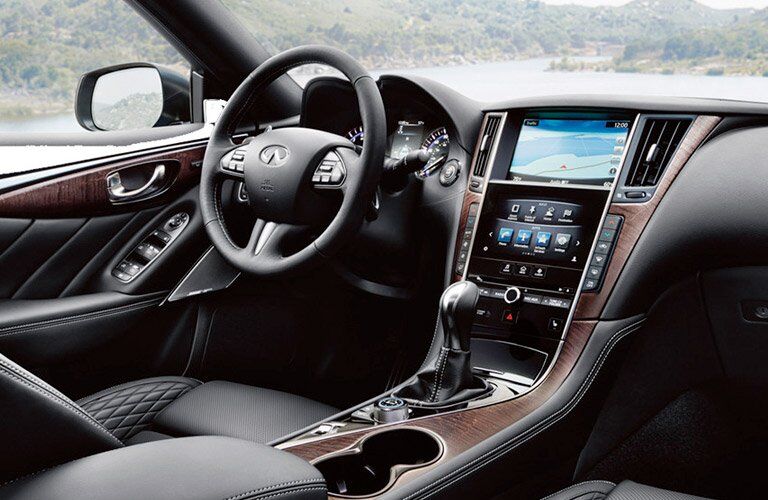 2017 INFINITI Q50 Front Cabin