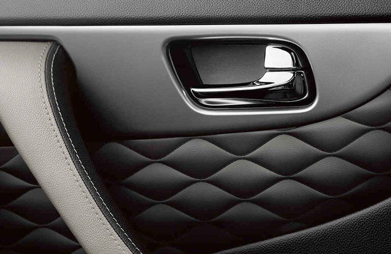 2017 QX70 Side Panels