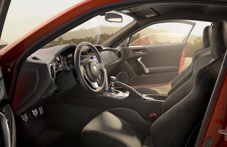 A look inside the front of the passenger cabin in the 2018 Toyota 86.