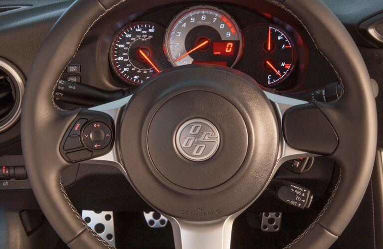 A photo of the center gauge cluster in the 2018 Toyota 86.