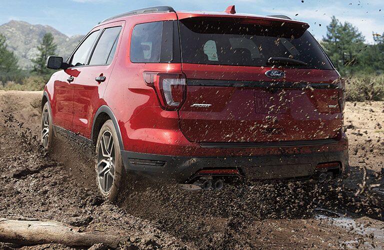 Red 2019 Ford Explorer Rear Exterior Spraying Up Mud