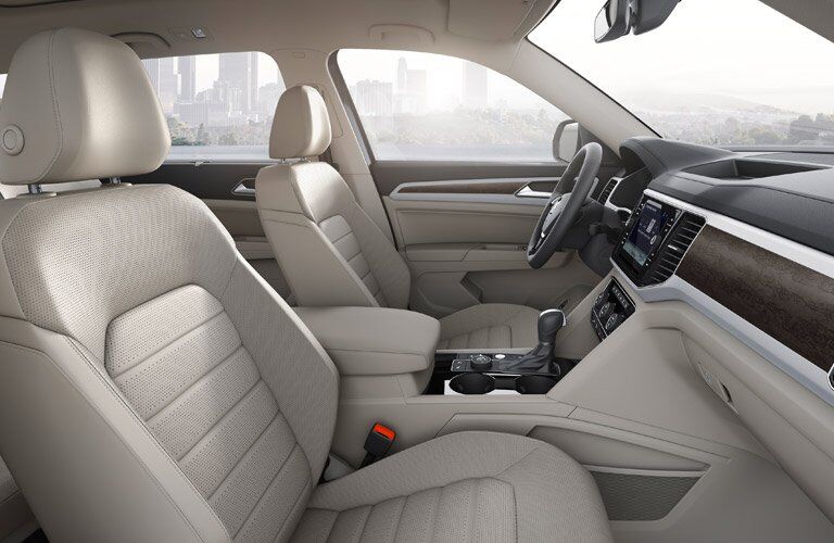 Front Seating in the 2018 Volkswagen Atlas